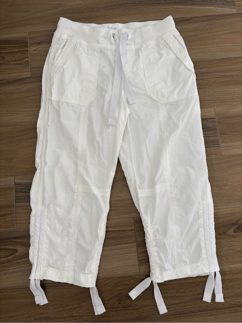 Calvin Klein White Cargo Capri Pants